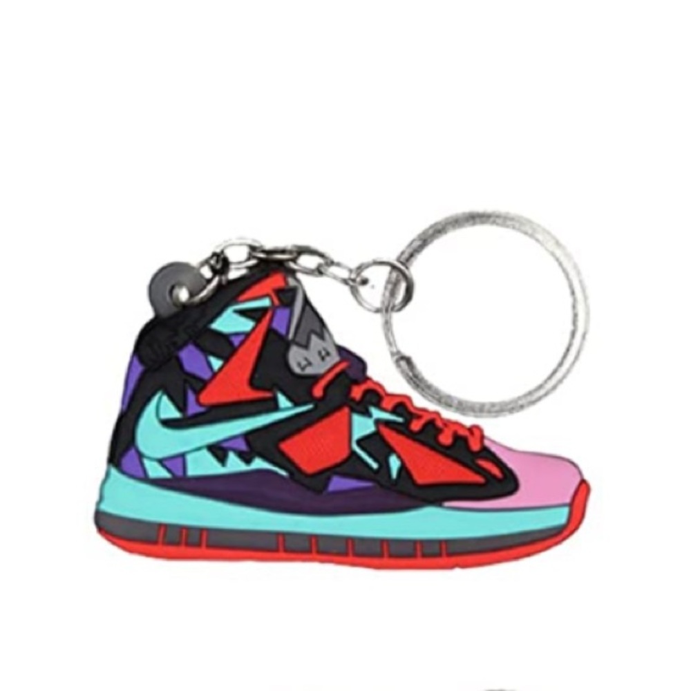 🌊(Free W/Bundle 2+) Nike LeBron South Beach 2D Rubber Keychain